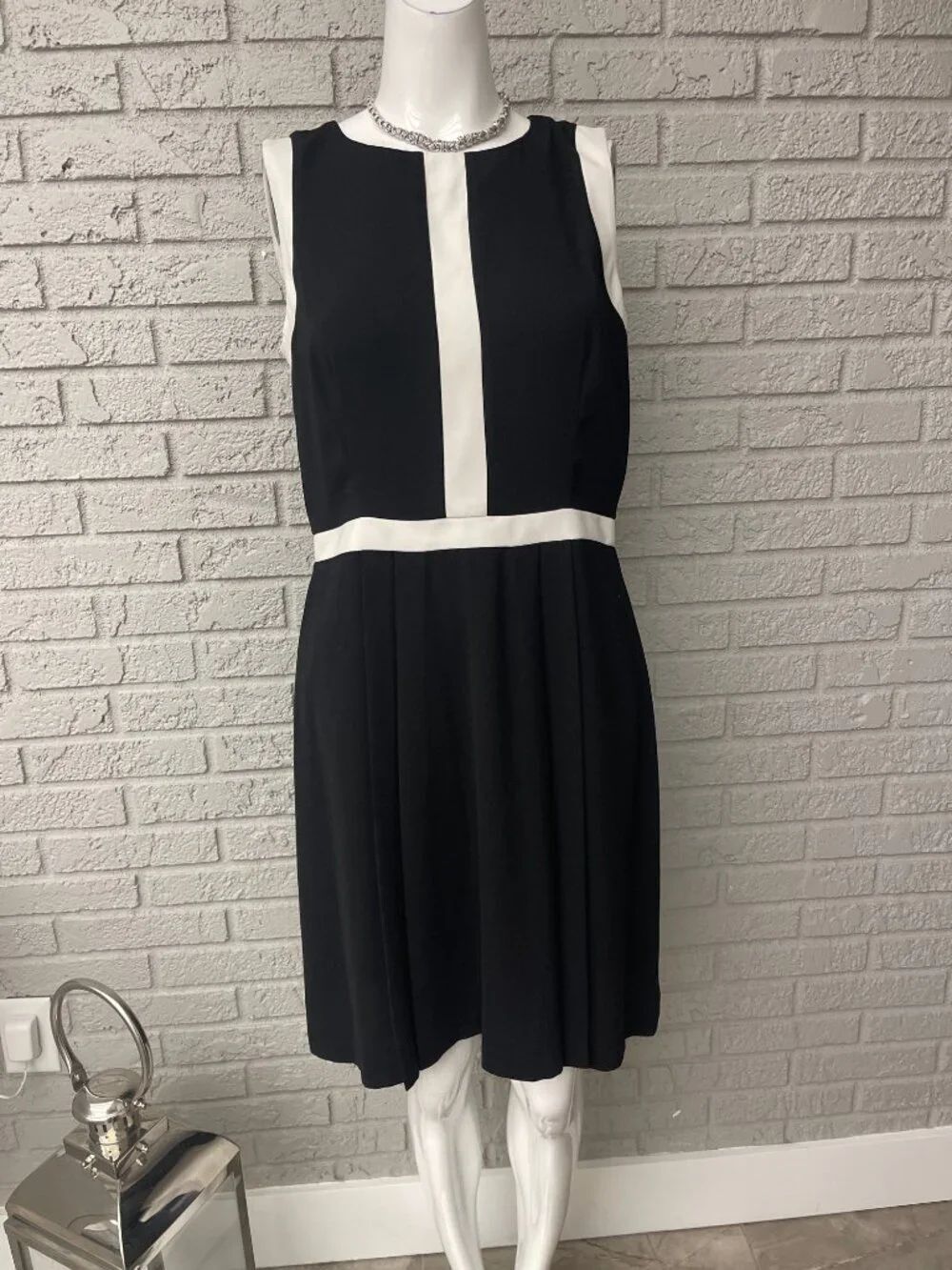 Ralph Lauren Women Black & White Sleeveless Colorblock Sheath Dress Size 6